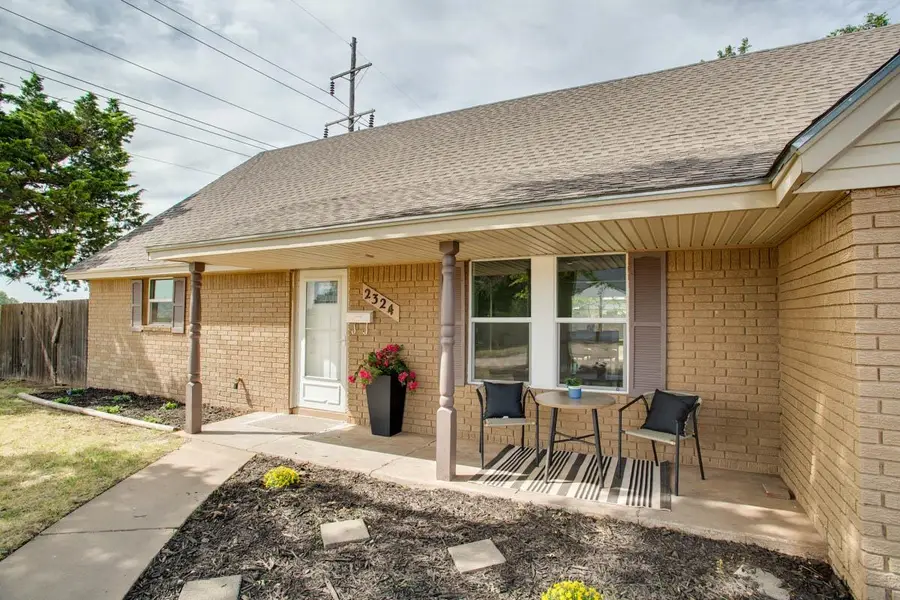 2324 Seminole, Enid, OK 73703 - #2