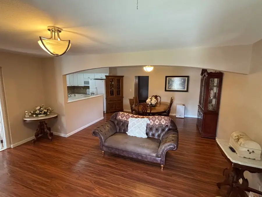 604 Avenue C, Beaver, OK 73932 - #3