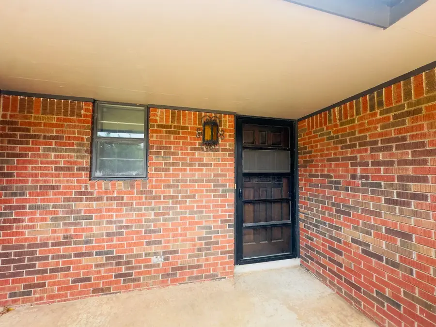 3416 N Lincoln St, Enid, OK 73703 - #3