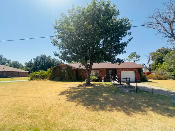 200 N Woodward St, Ames, OK 73718