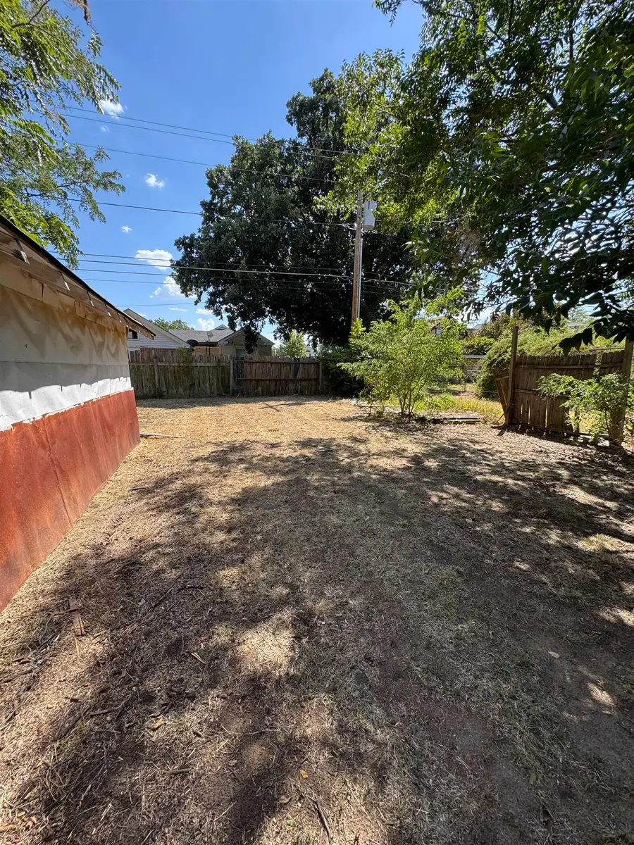 1205 W randolph, Enid, OK 73701 - #2