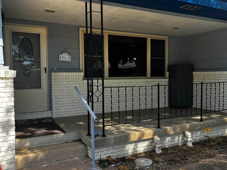 1002 Avenue B, Beaver, OK 73932 - #2