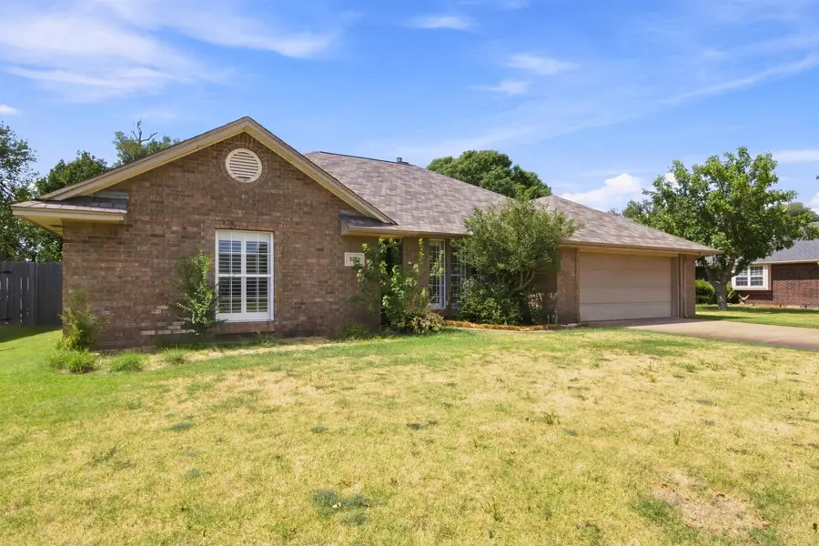 3722 Willow Lake Ln, Enid, OK 73703-1417 - #2