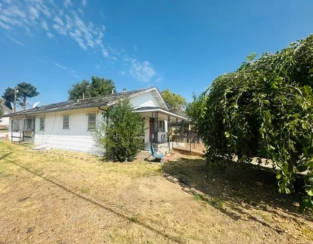 423 S Summer, Shattuck, OK 73858 - #1