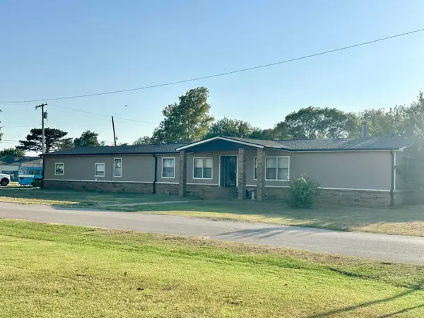 223 N Cherokee, Pond Creek, OK 73766