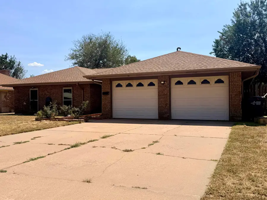 2605 Indian Drive, Enid, OK 73703 - #2