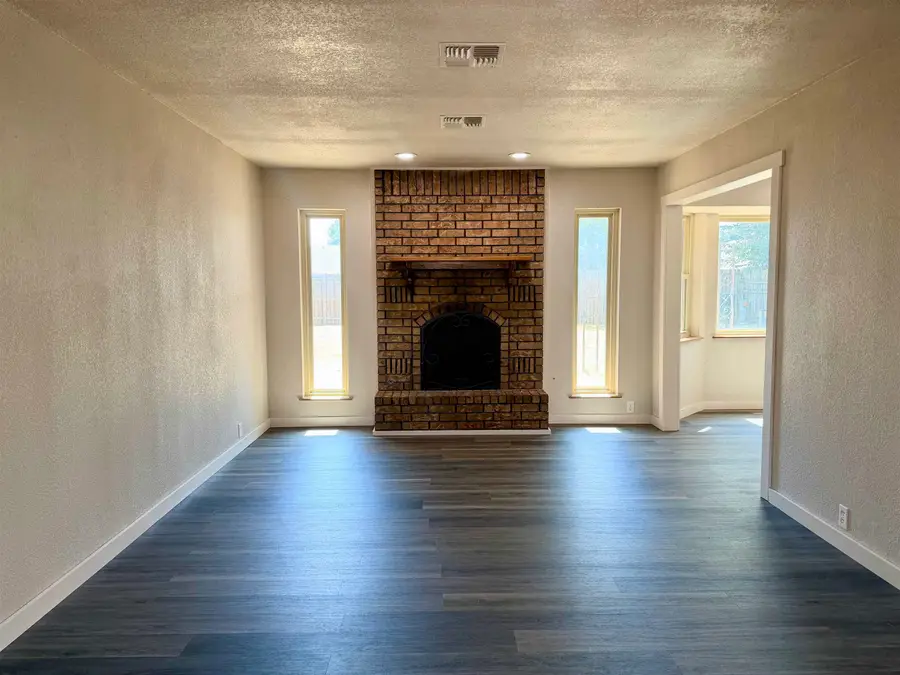 2605 Indian Drive, Enid, OK 73703 - #3