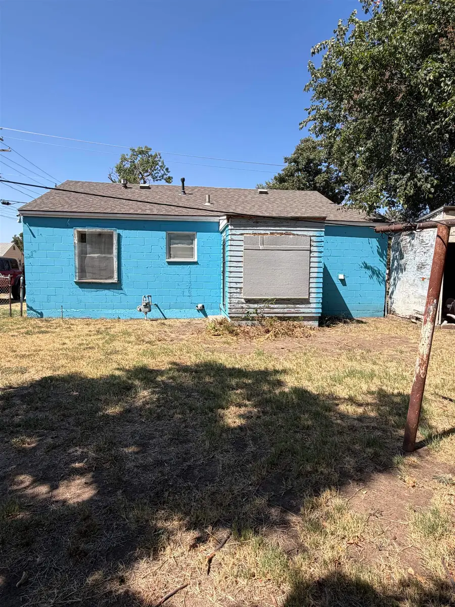 613 N 20th St, Enid, OK 73701 - #2
