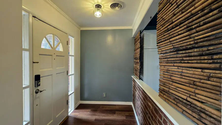 1402 Suggett Ave, Enid, OK 73703 - #2