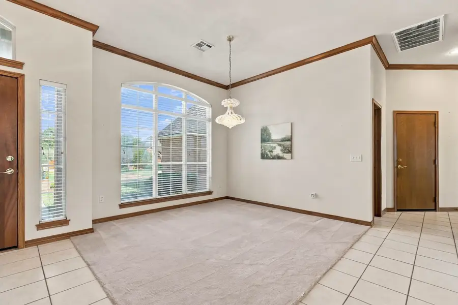 2605 Clairemont, Enid, OK 73703 - #3
