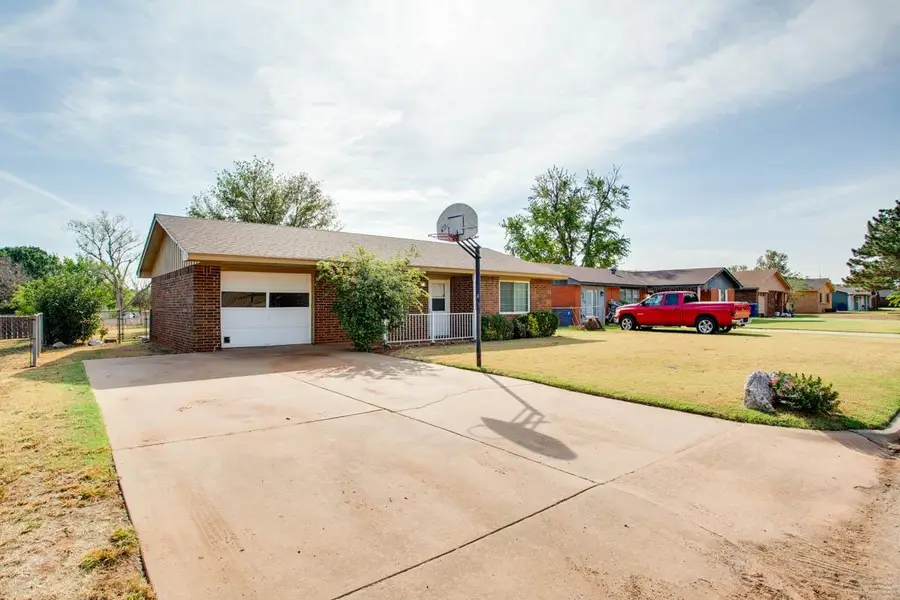 311 Westview, Waukomis, OK 73773 - #2