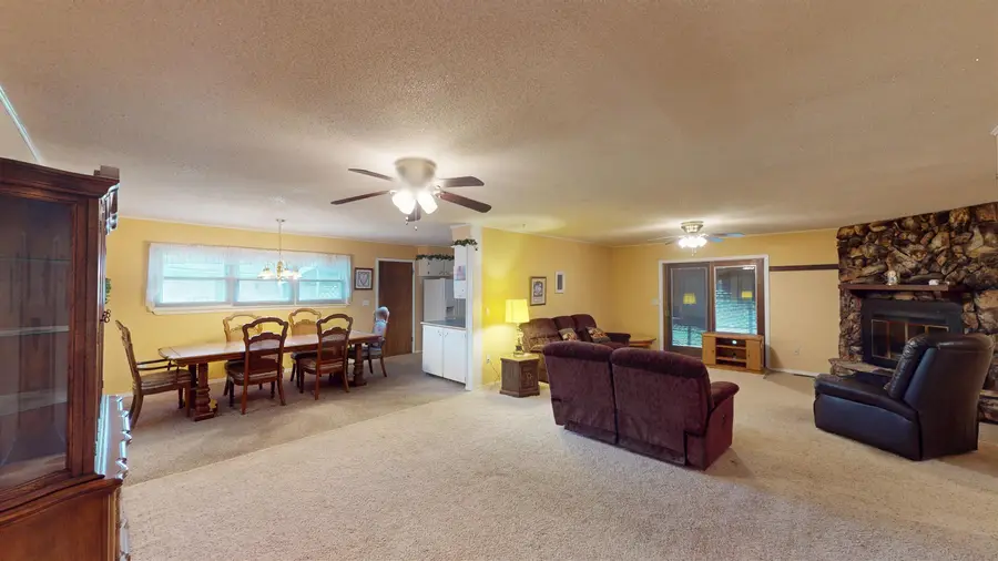 816 Missouri Dr, Laverne, OK 73848 - #2
