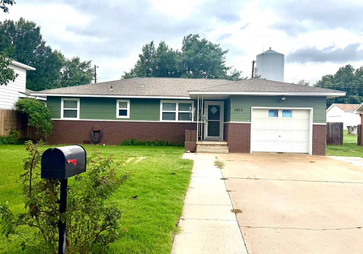 1915 14TH, Woodward, OK 73801 - #1