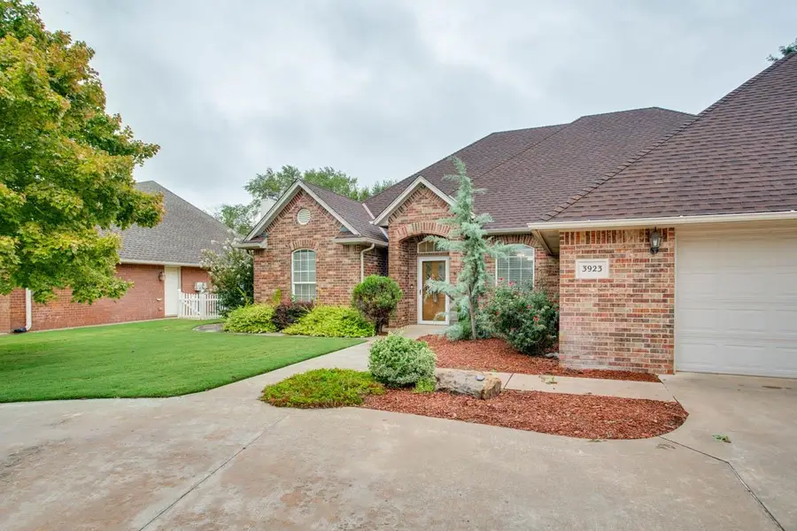 3923 Rockwood, Enid, OK 73703 - #3