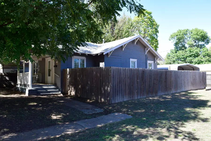 1502 W Maple, Enid, OK 73703 - #2