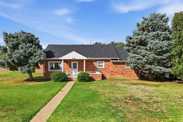 102 N Jackson, Hooker, OK 73945