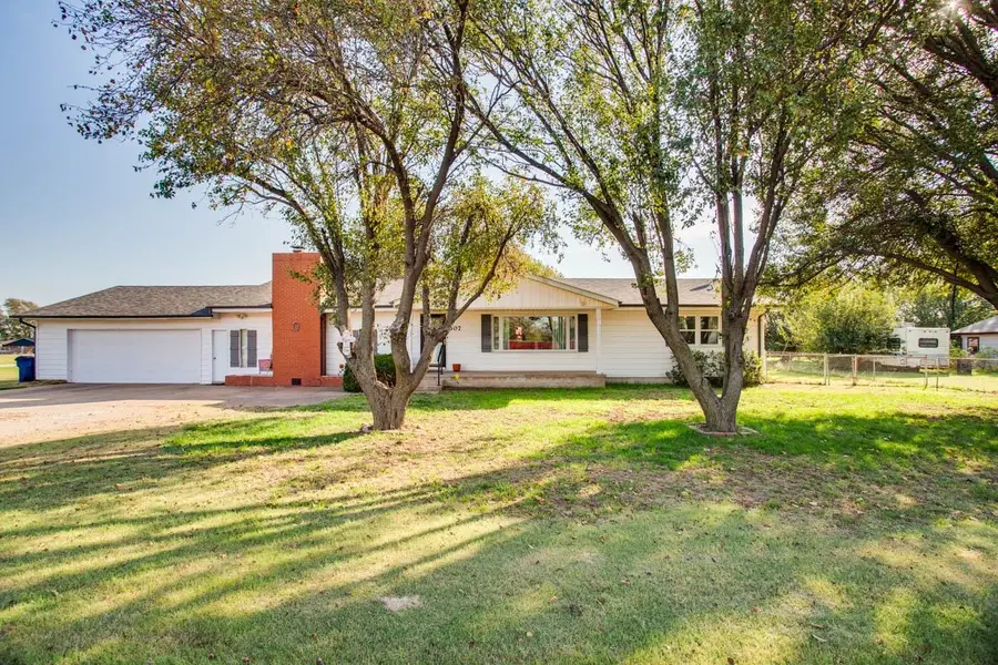 507 6th St, Kremlin, OK 73753 - #2