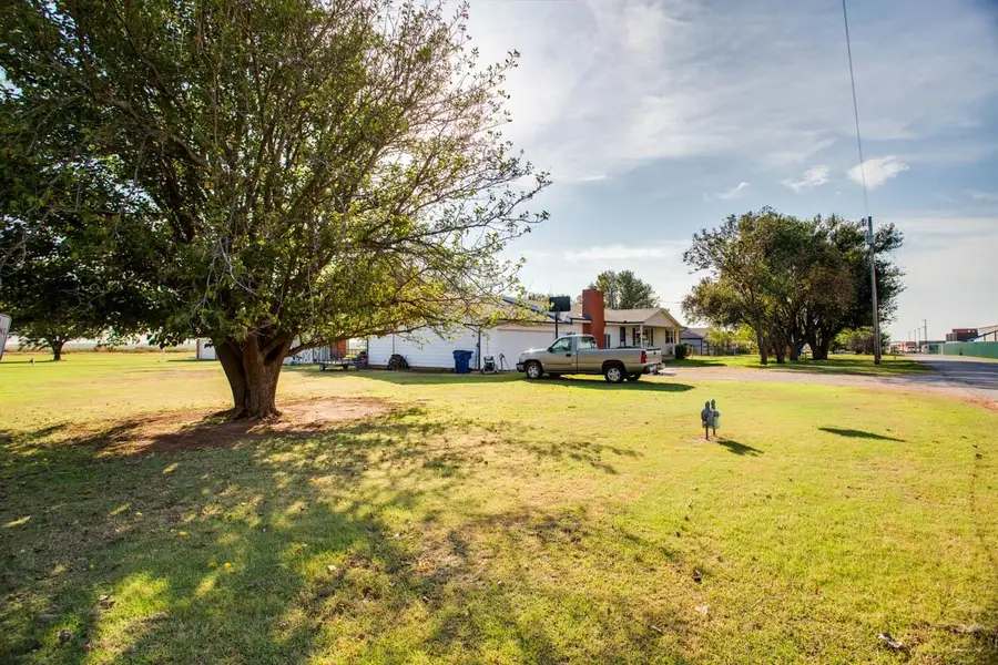 507 6th St, Kremlin, OK 73753 - #3