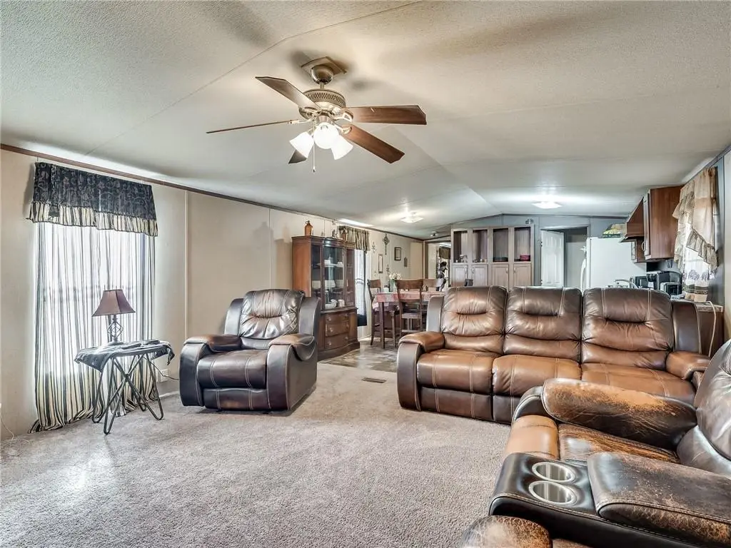 22847 74th Sw Street, Hinton, OK 73047 - Image #1