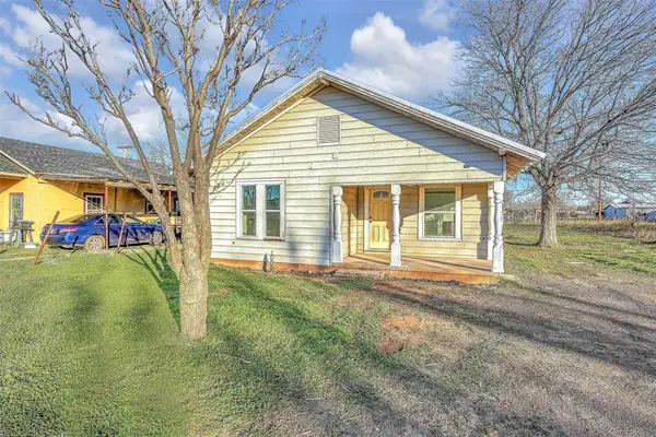 214 W Dorothy Street, Hollis, OK 73550