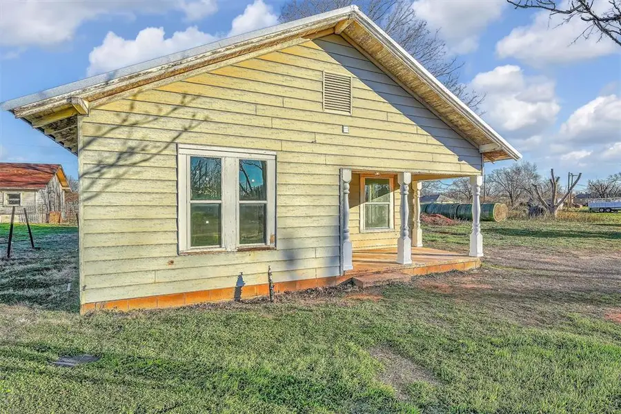 214 W Dorothy Street, Hollis, OK 73550 - #3