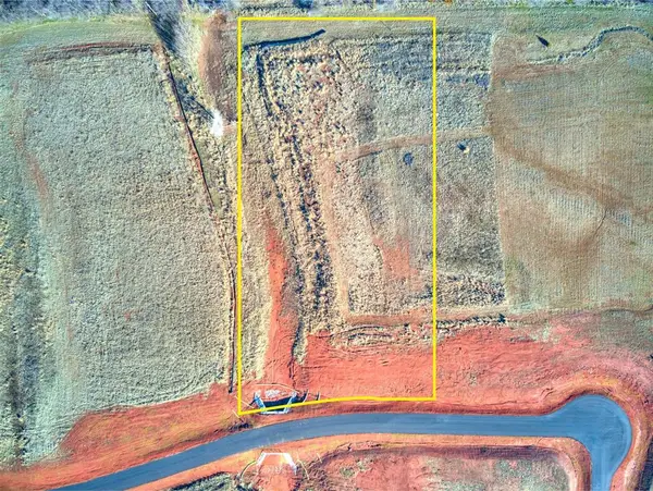 8609 NW 210th Road, Edmond, OK 73025