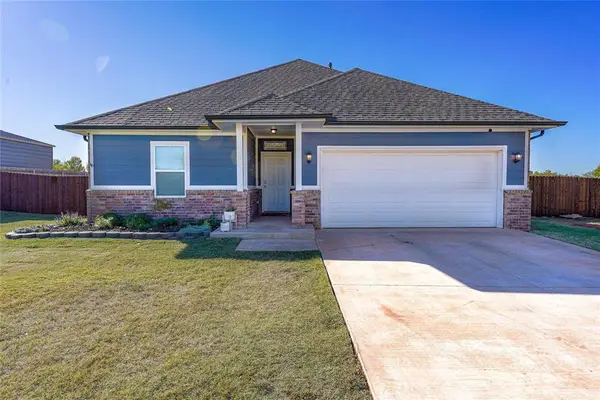 9817 Abington Circle, Edmond, OK 73025