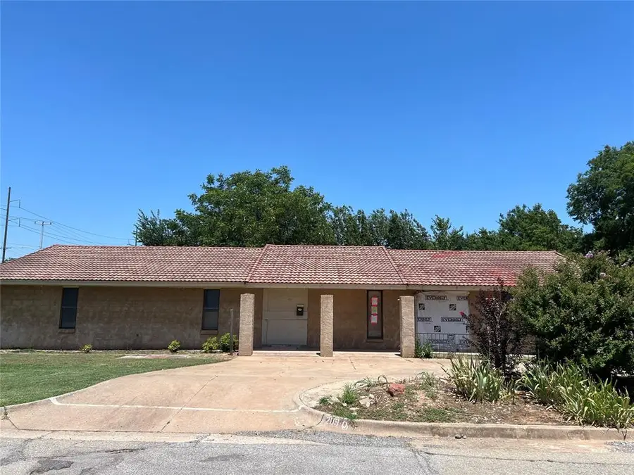 209 Ridgecrest Road, Edmond, OK 73013 - #3