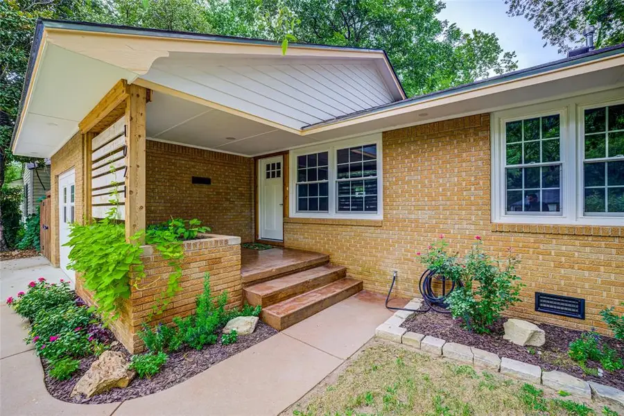 1021 W Apache Street, Norman, OK 73069 - #3