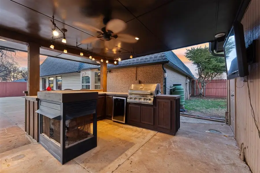 4008 Cherry Hill Lane, Oklahoma City, OK 73120 - #3