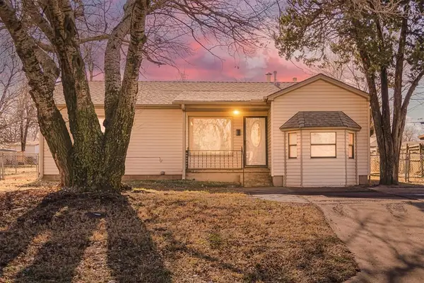 3004 SE 18th Place, Del City, OK 73115