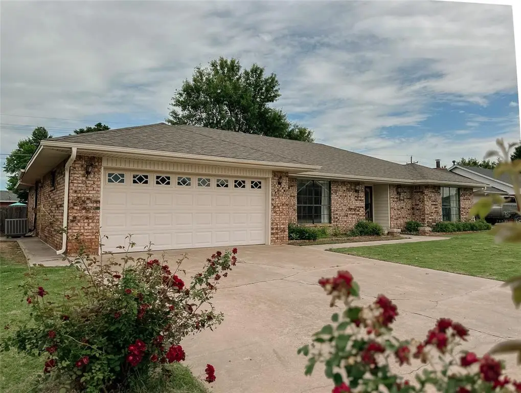 715 N Max, Hinton, OK 73047 - Image #1
