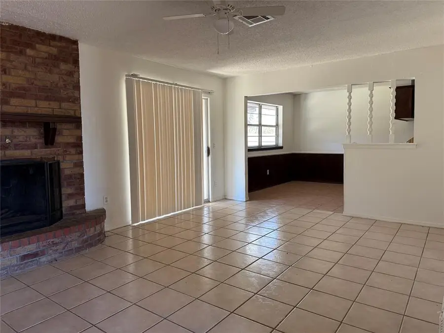 109 S Patterson Drive, Moore, OK 73160 - Image #3