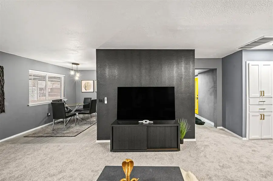 1119 Berwyck Drive, Moore, OK 73160 - Image #3