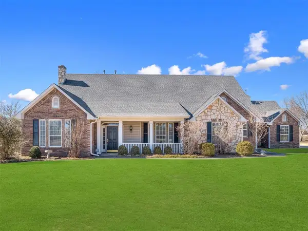 105 S Olde Bridge Road, Moore, OK 73170