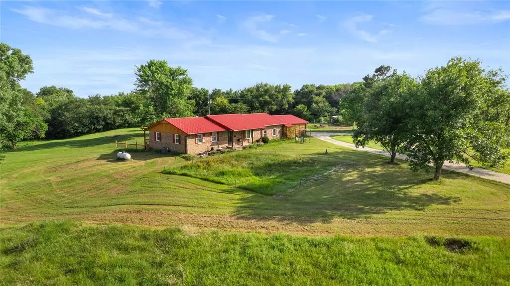 4045 County Road 1510, Stratford, OK 74872 - Image #1
