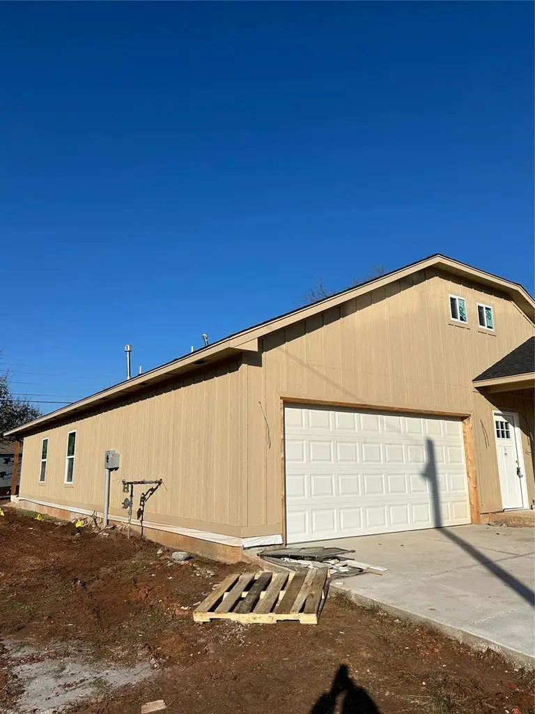 310 S Dallas Avenue, Moore, OK 73160 - Image #2