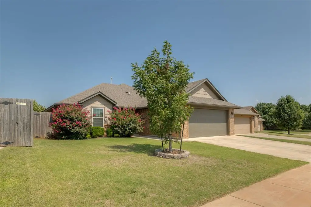 8609 SW 36th Terrace, Oklahoma City, OK 73179 - Image #1