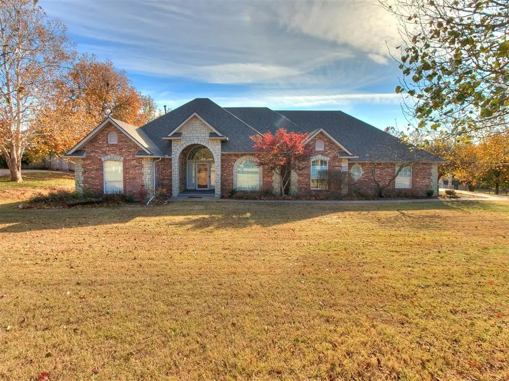 2520 Silverfield Lane, Edmond, OK 73025 - Image #1