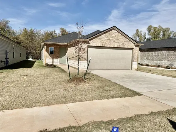 3405 Little Creek Drive, Mustang, OK 73064