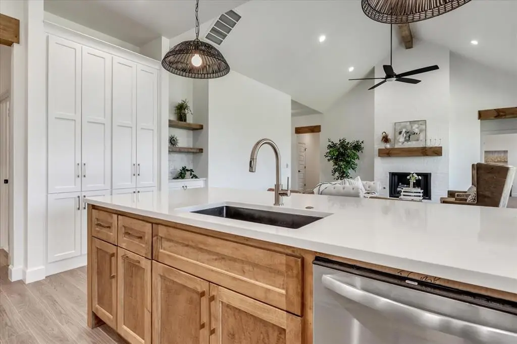 9596 Regado Court, Guthrie, OK 73044 - Image #1