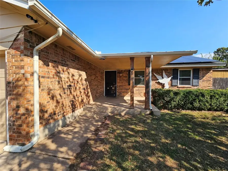 901 SE 12th Street, Moore, OK 73160 - #2