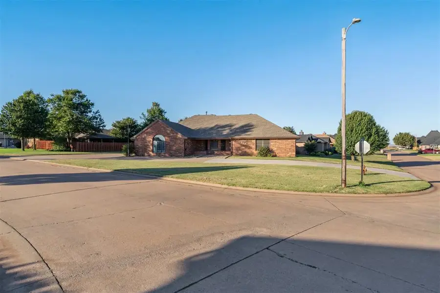 515 Shawn Drive, Okarche, OK 73762 - Image #2