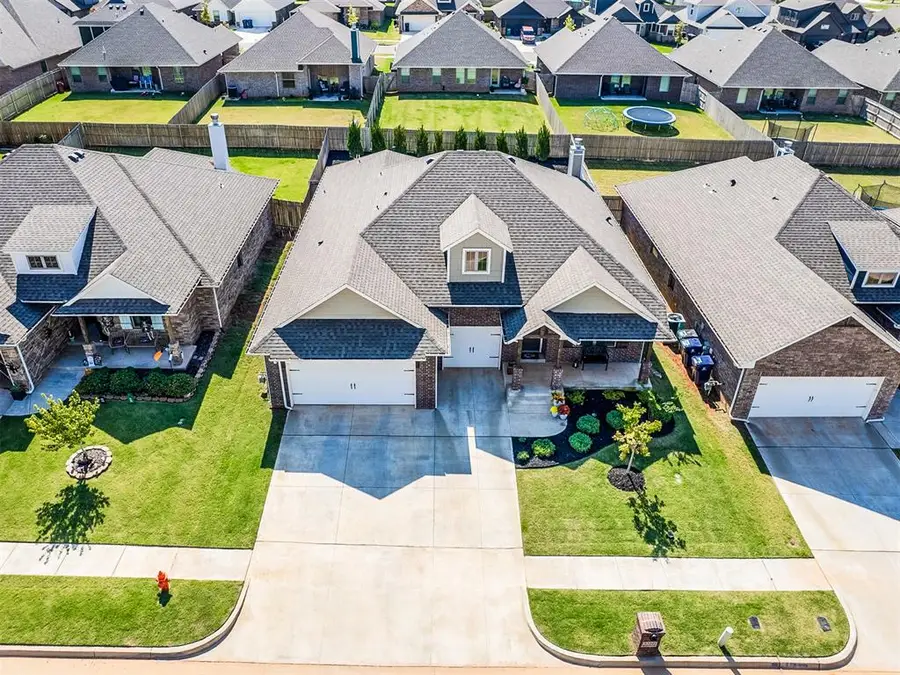 8324 NW 163rd Street, Edmond, OK 73013 - Image #2