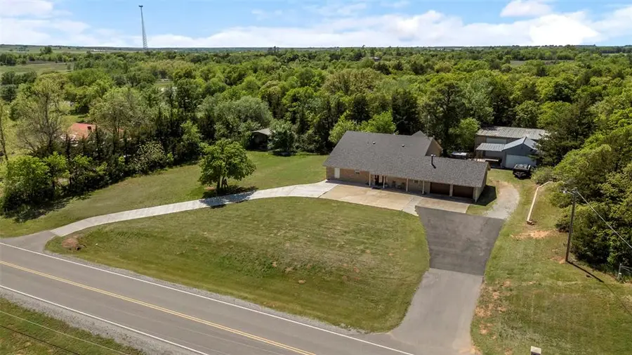 212 N Old Highway 81, Ninnekah, OK 73067 - Image #2