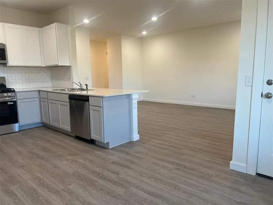 912 Hazy Brook Circle, Chickasha, OK 73018 - Image #2