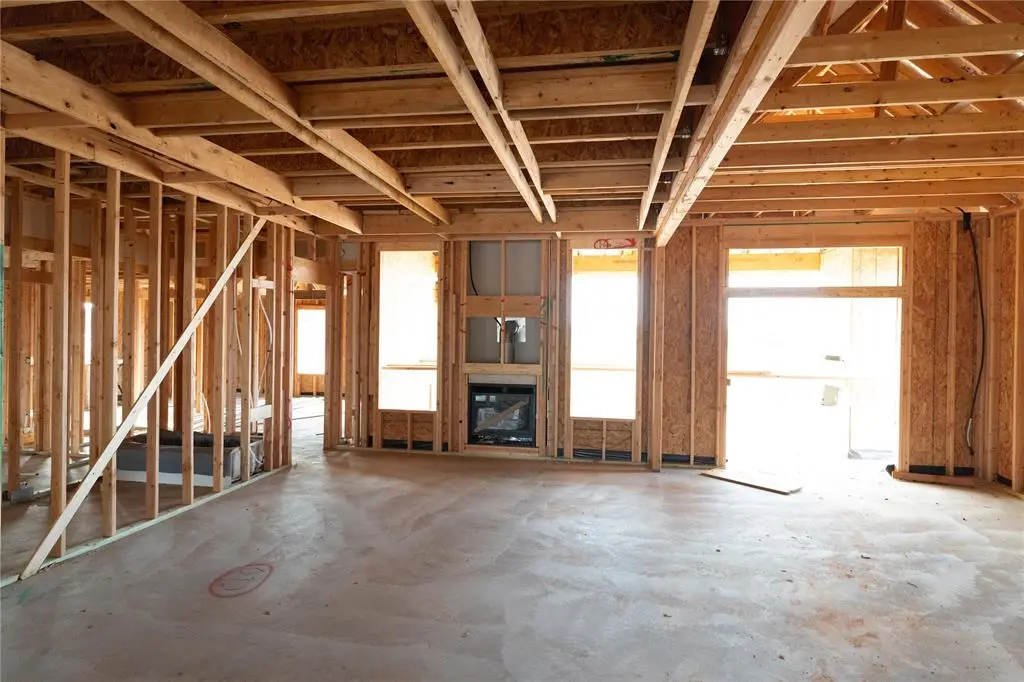 2909 Crossover Court, Moore, OK 73160 - Image #1