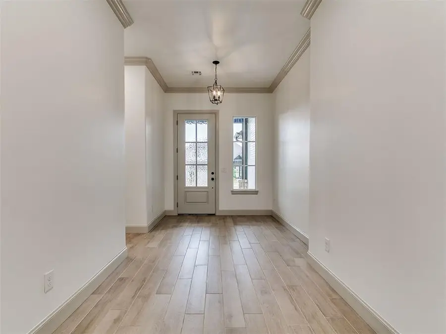 809 Fox Hollow Drive, Norman, OK 73069 - Image #3