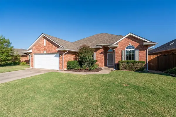 8421 NW 77th Place, Oklahoma City, OK 73132