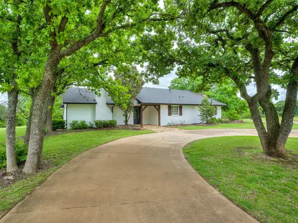 400 Carpenter Trail, Arcadia, OK 73007